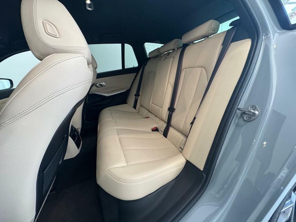 BMW Serie 3 330d Touring mhev 48V Msport auto