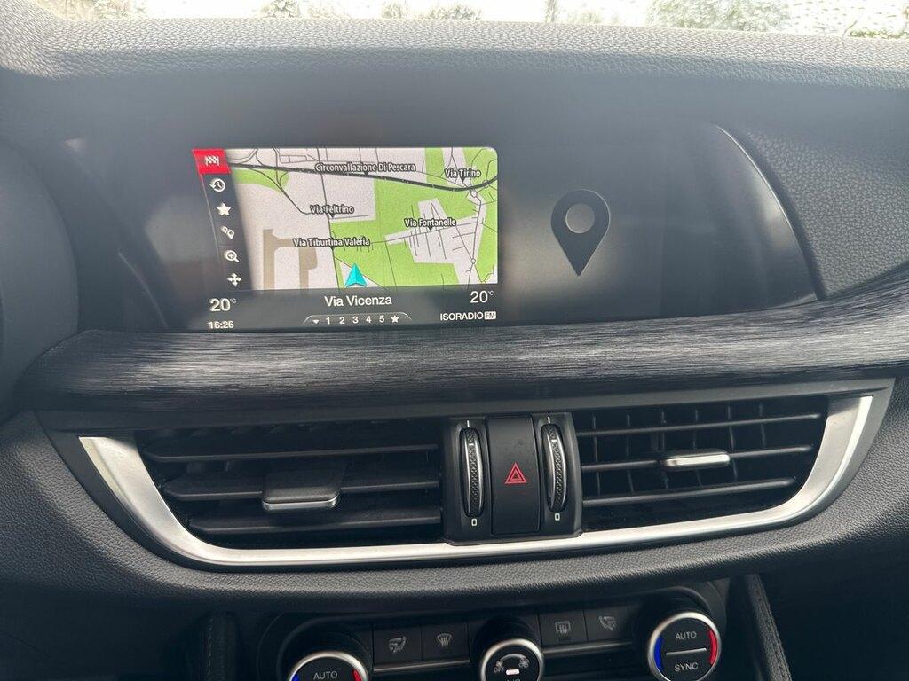 Alfa Romeo Stelvio 2.2 t B-Tech Q4 210cv auto