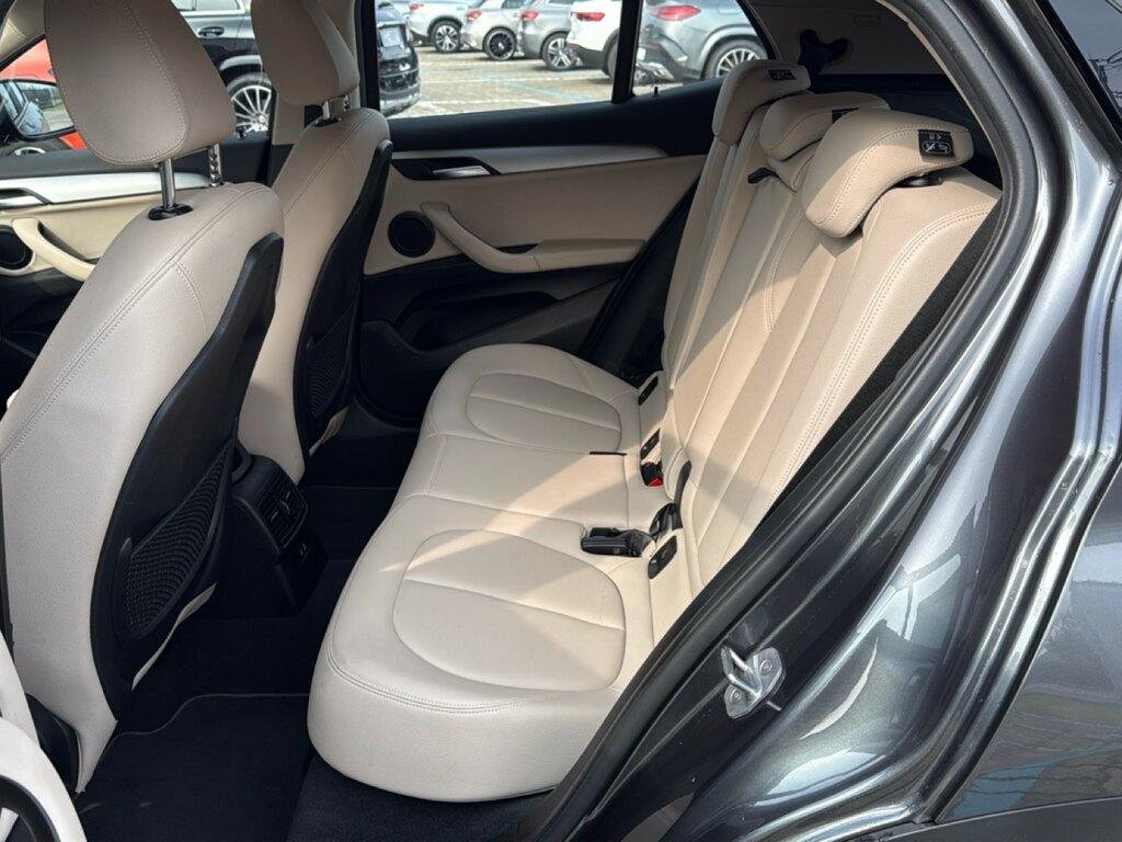 BMW X2 sdrive18d Business X auto