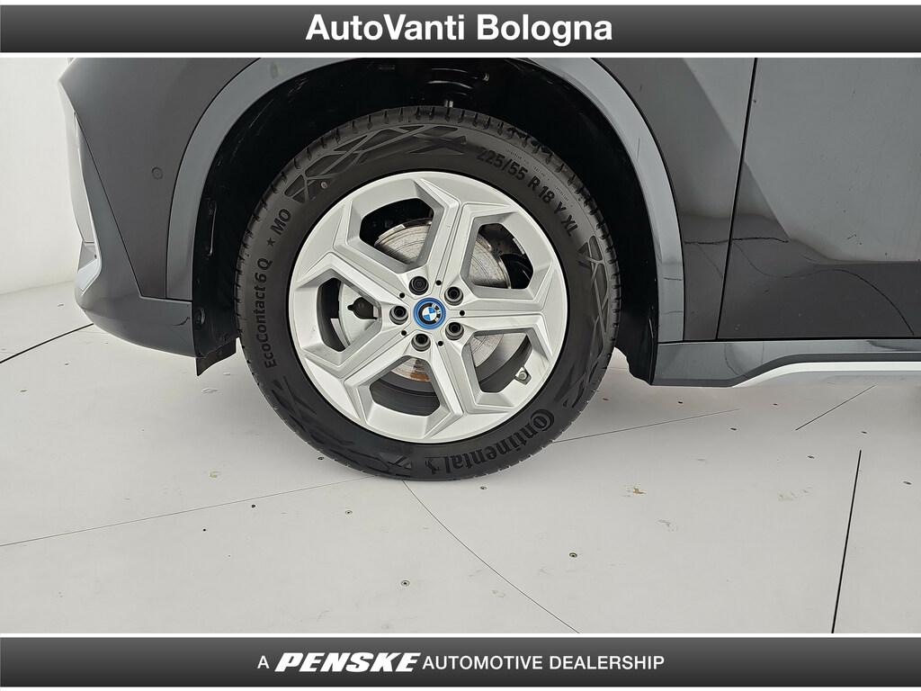 BMW iX1 edrive 20 X-Line