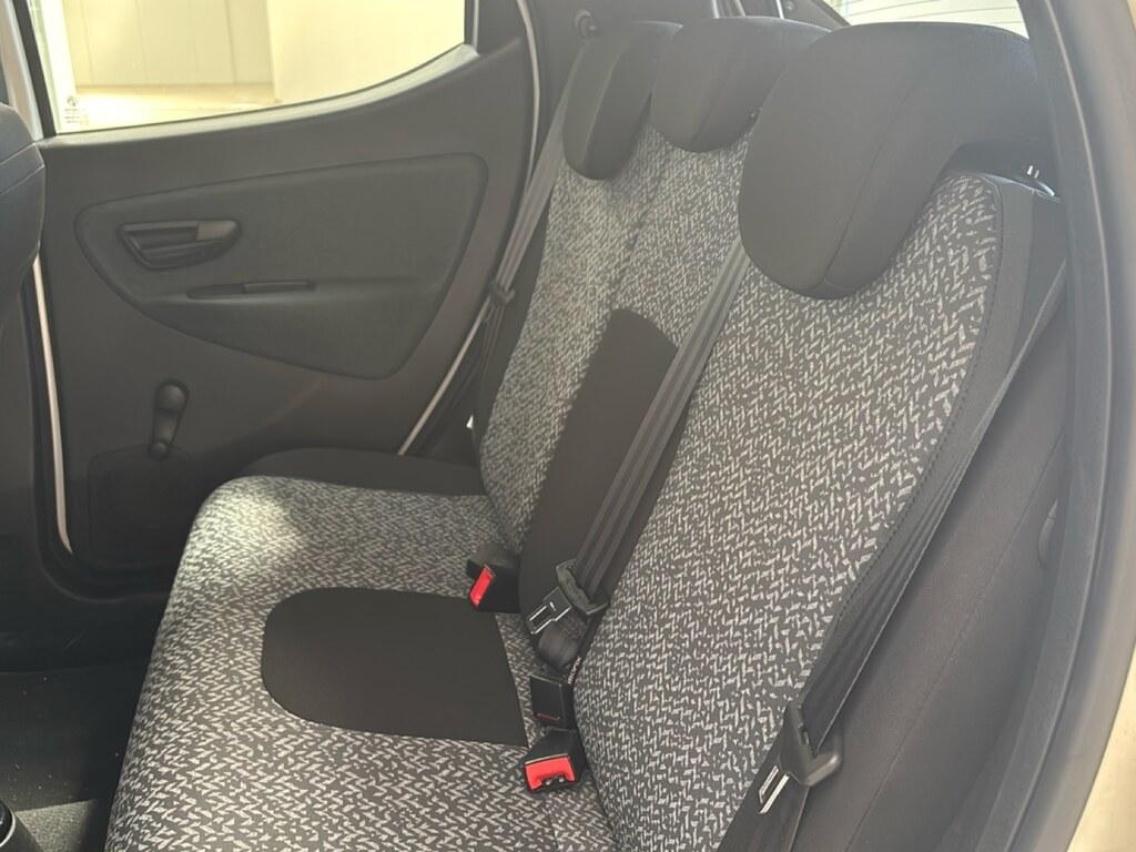 Lancia Ypsilon 1.0 hybrid Silver s&s 70cv