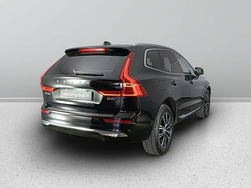 Volvo XC60 2.0 B4 Inscription awd auto