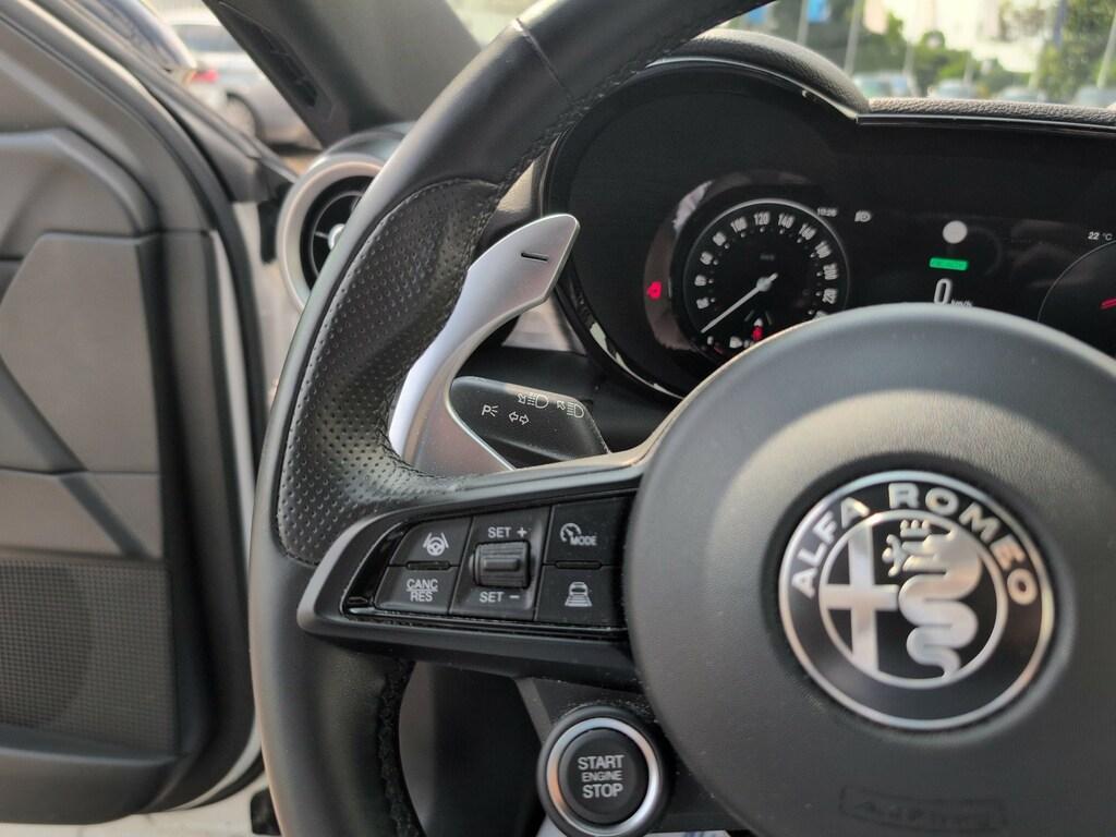 Alfa Romeo Tonale 1.5 hybrid Veloce 160cv tct7