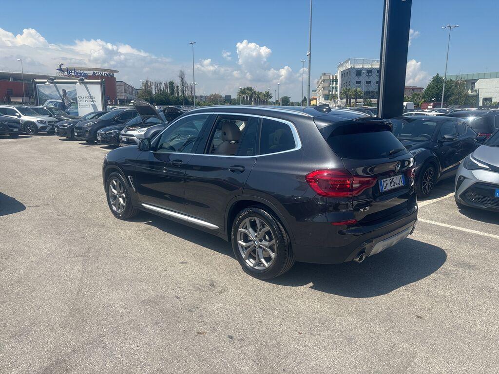 BMW X3 xdrive20d mhev 48V xLine auto