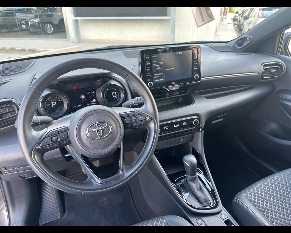 Toyota Yaris 1.5h Lounge