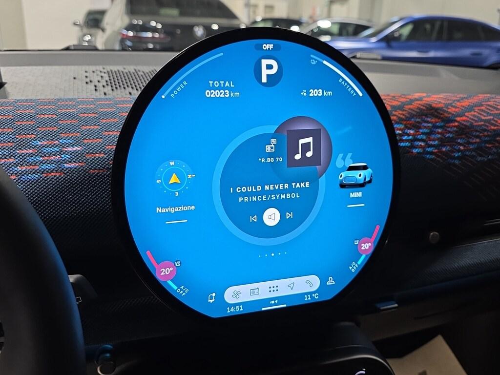 Mini Mini Aceman E Favoured