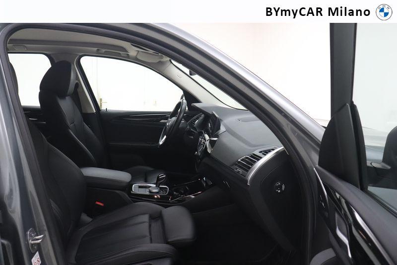 BMW X3 xdrive20d mhev 48V auto