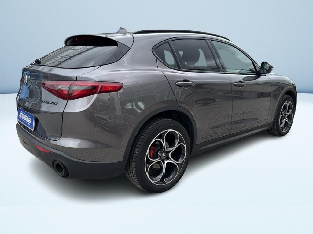 Alfa Romeo Stelvio 2.2 t Sport Tech Q4 190cv auto