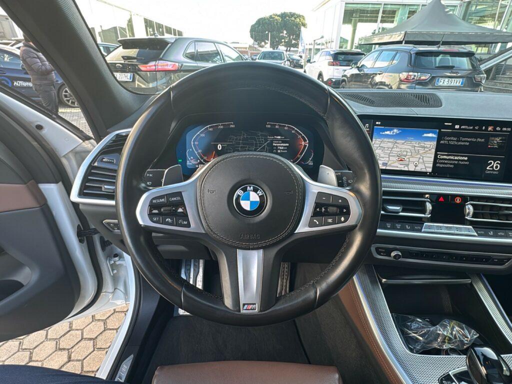 BMW X5 xdrive30d mhev 48V Msport auto