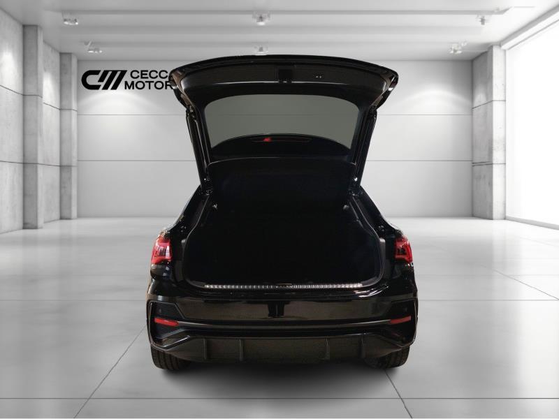 Audi Q3 Sportback 40 2.0 tdi Identity Black quattro 193cv s-tronic