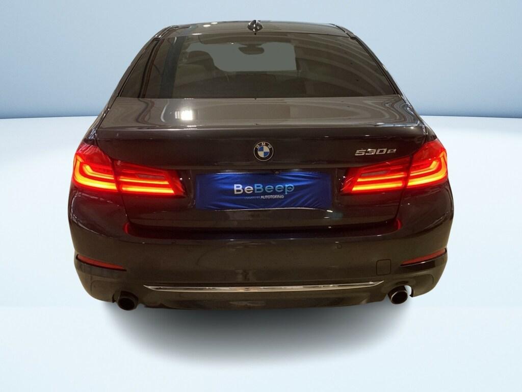 BMW Serie 5 530e Luxury auto