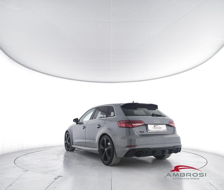 Audi RS3 Sportback 2.5 tfsi quattro s-tronic