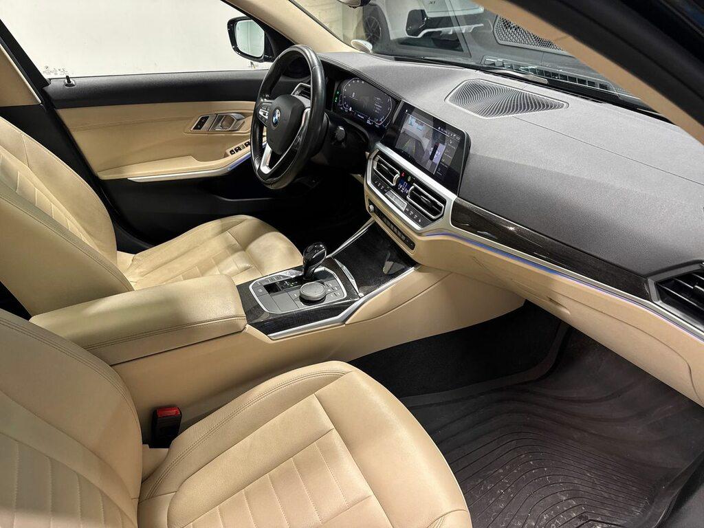BMW Serie 3 320d Touring mhev 48V xdrive Luxury auto