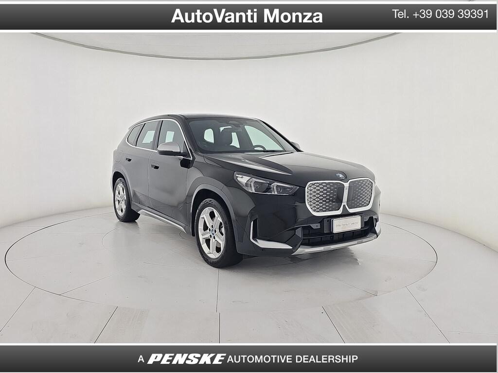 BMW iX1 edrive 20 X-Line
