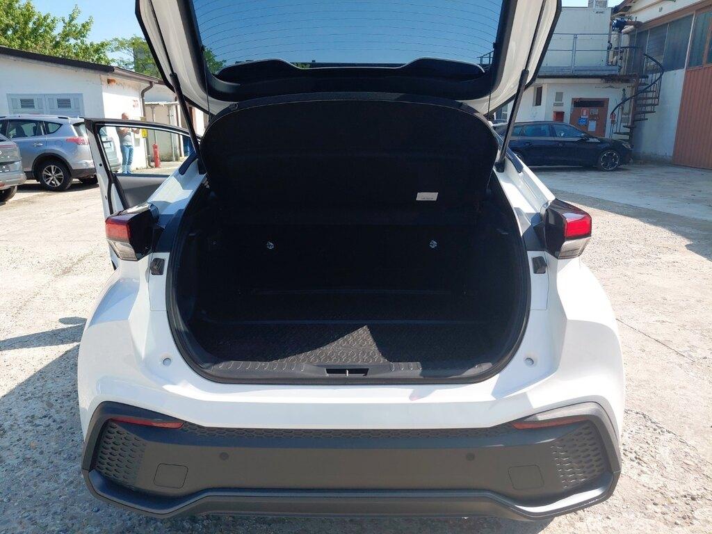 Toyota C-HR 2.0 phev Trend eco fwd e-cvt