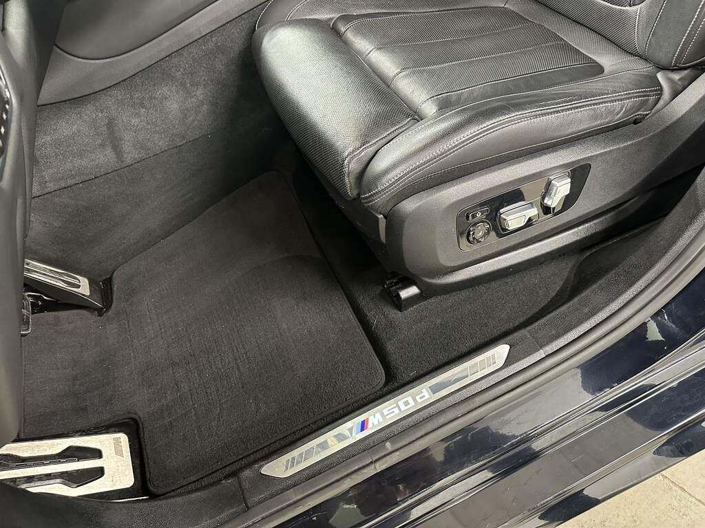 BMW X6 M X6 M50d auto