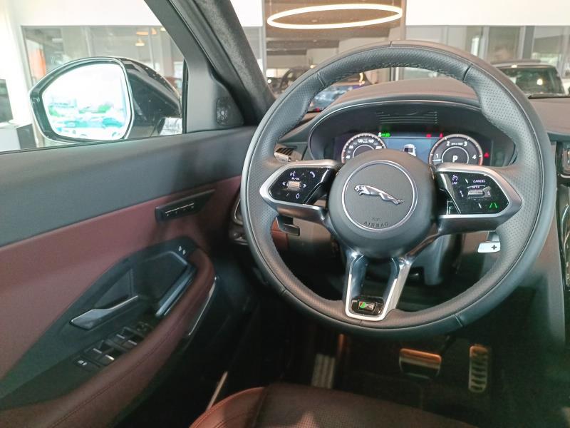 Jaguar E-Pace 2.0 D163 R-Dynamic awd auto