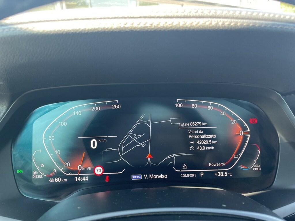 BMW X5 xdrive30d mhev 48V xLine auto
