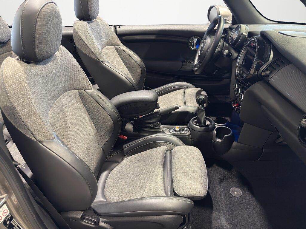 Mini Cooper D Cabrio 1.5 Cooper D