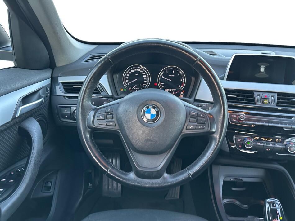 BMW X1 sdrive18d Business auto my18