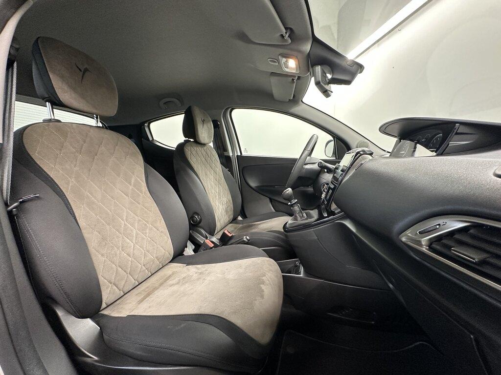 Lancia Ypsilon 1.0 hybrid Gold s&s 70cv