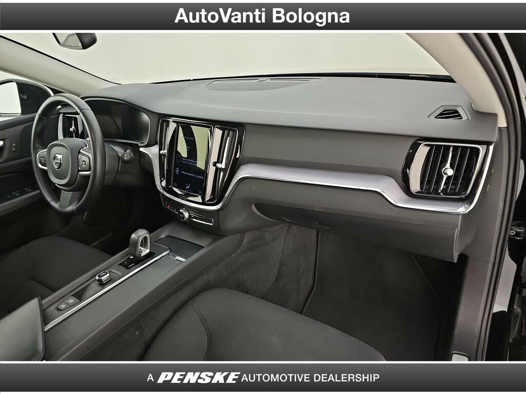 Volvo V60 2.0 B4 Momentum Business auto