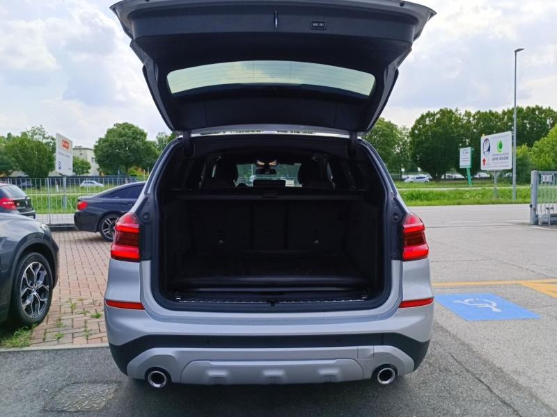 BMW X3 xdrive20d mhev 48V xLine auto