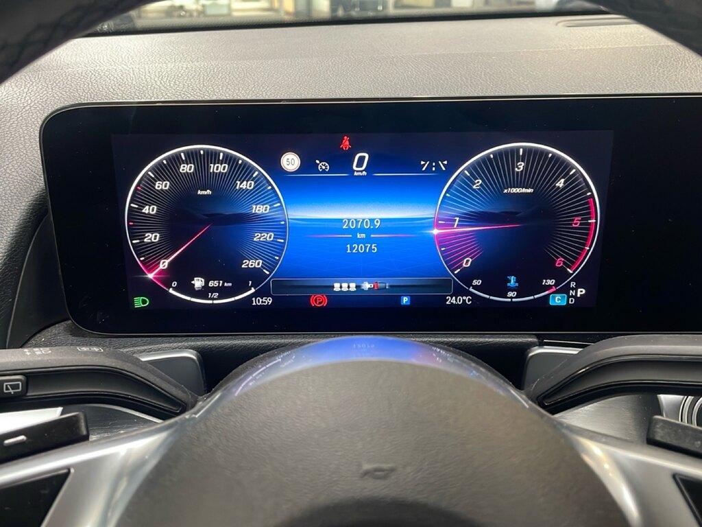 Mercedes GLB 180 d Progressive Advanced auto