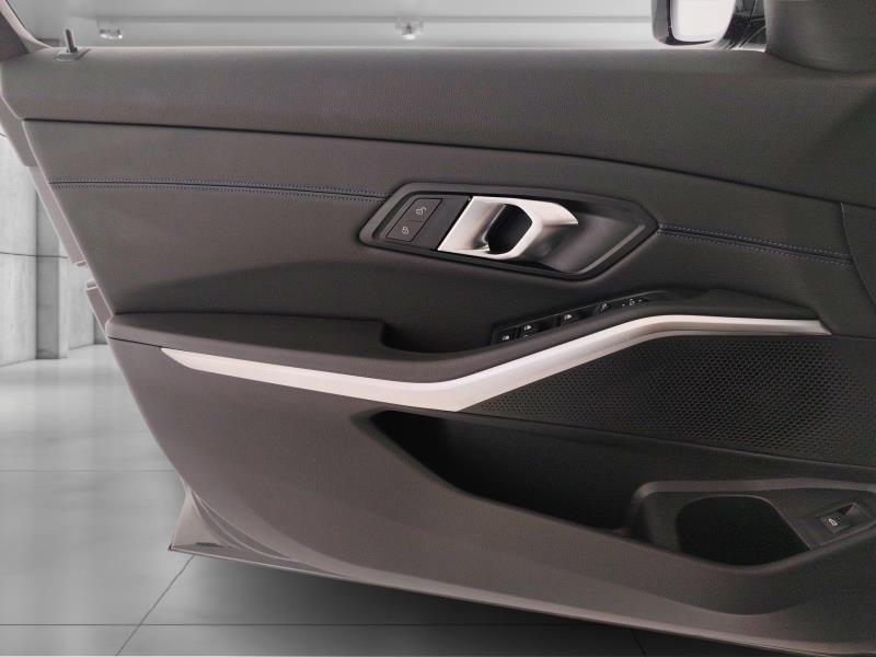 BMW Serie 3 320d Touring mhev 48V Msport xdrive auto