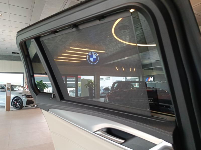 BMW Serie 5 530d Touring mhev 48V xdrive Msport auto
