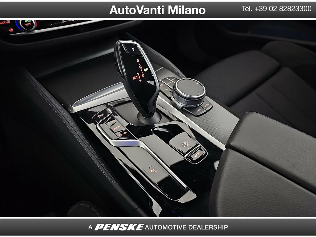 BMW Serie 5 520i mhev 48V Msport auto