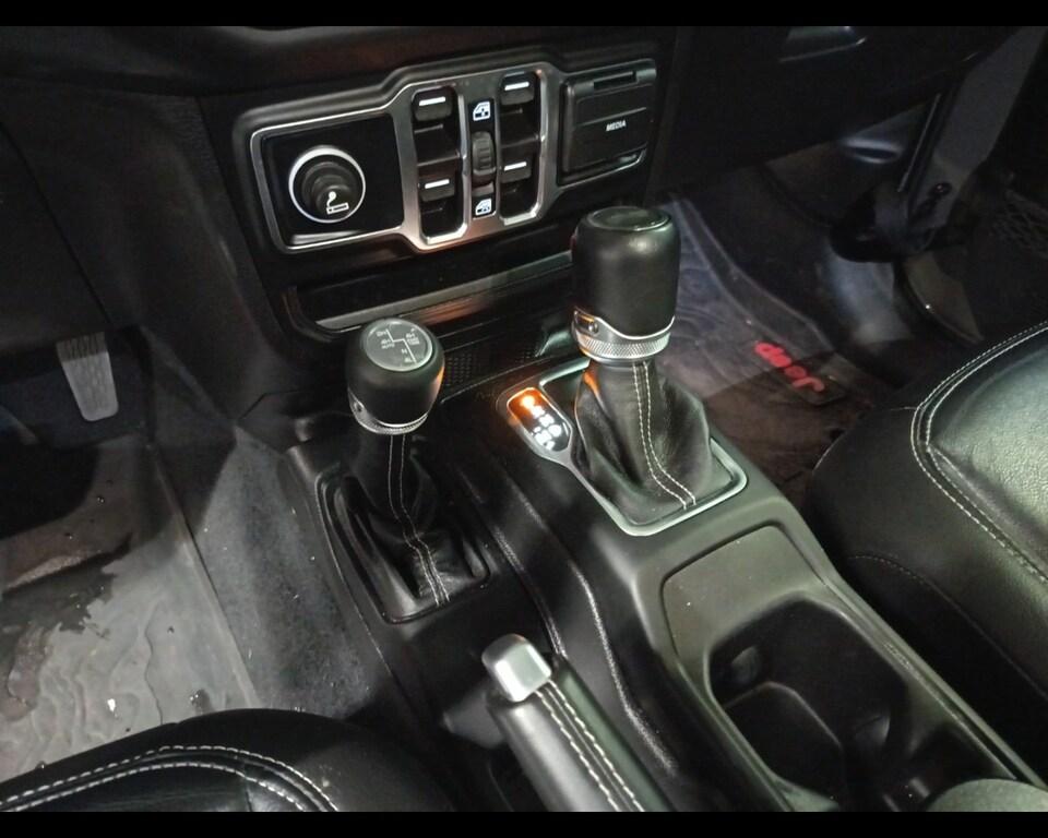 Jeep Wrangler Wrangler Unlimited 2.0 atx phev Sahara 4xe auto