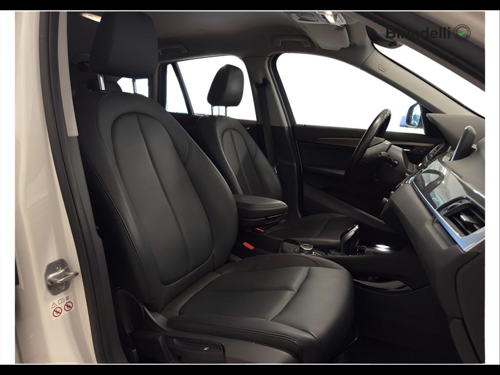 BMW X1 sdrive18d xLine auto my18