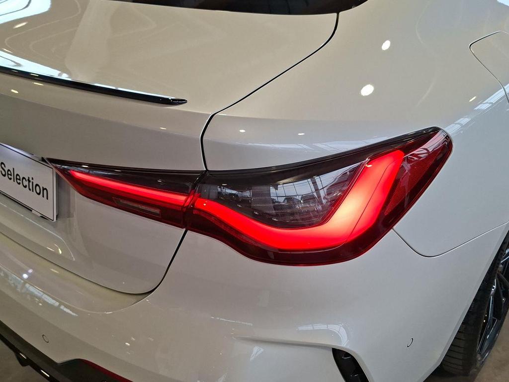 BMW Serie 4 420d Coupe mhev 48V xdrive Msport auto