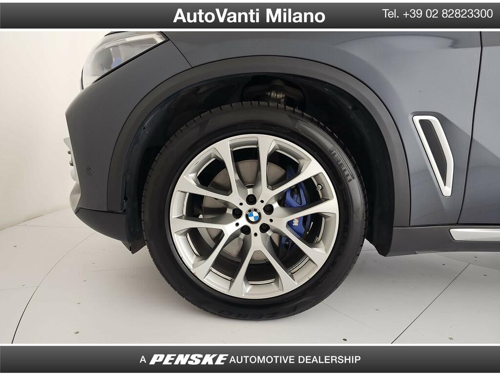 BMW X5 xdrive30d mhev 48V xLine auto