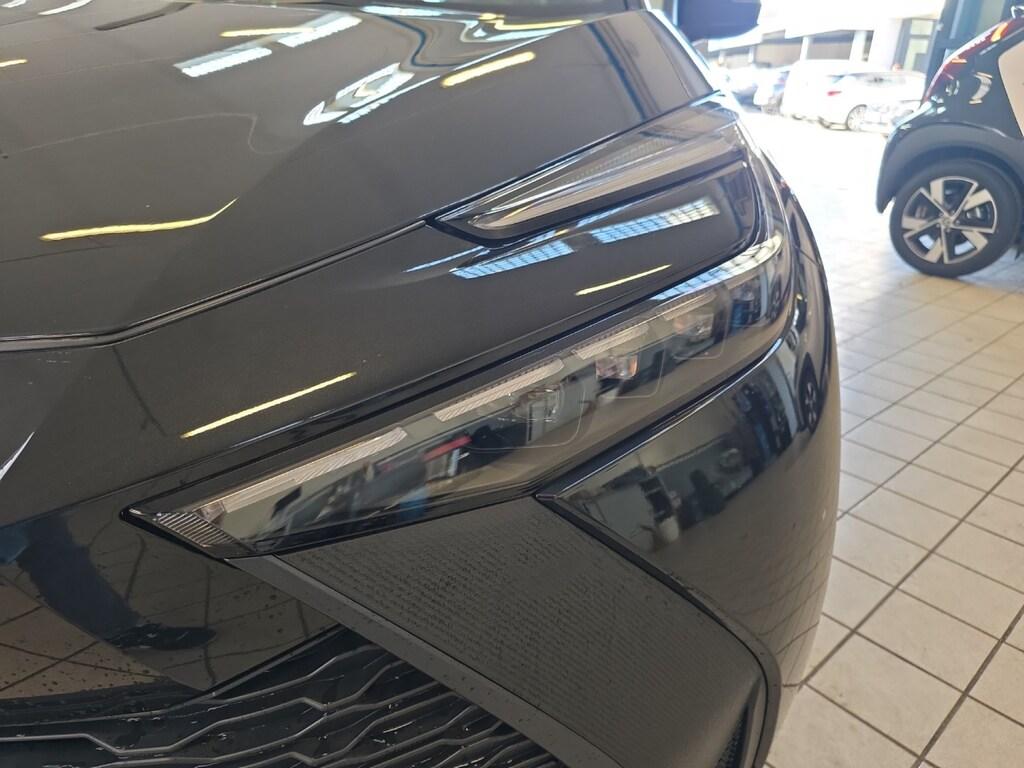 Toyota C-HR 2.0 phev Trend fwd e-cvt