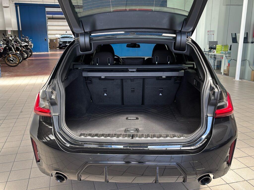 BMW Serie 3 330d Touring mhev 48V xdrive M Sport Pro auto