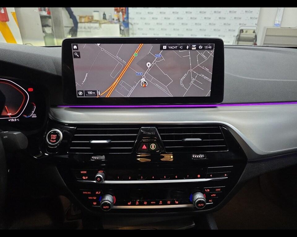 BMW Serie 5 520d mhev 48V xdrive Msport auto