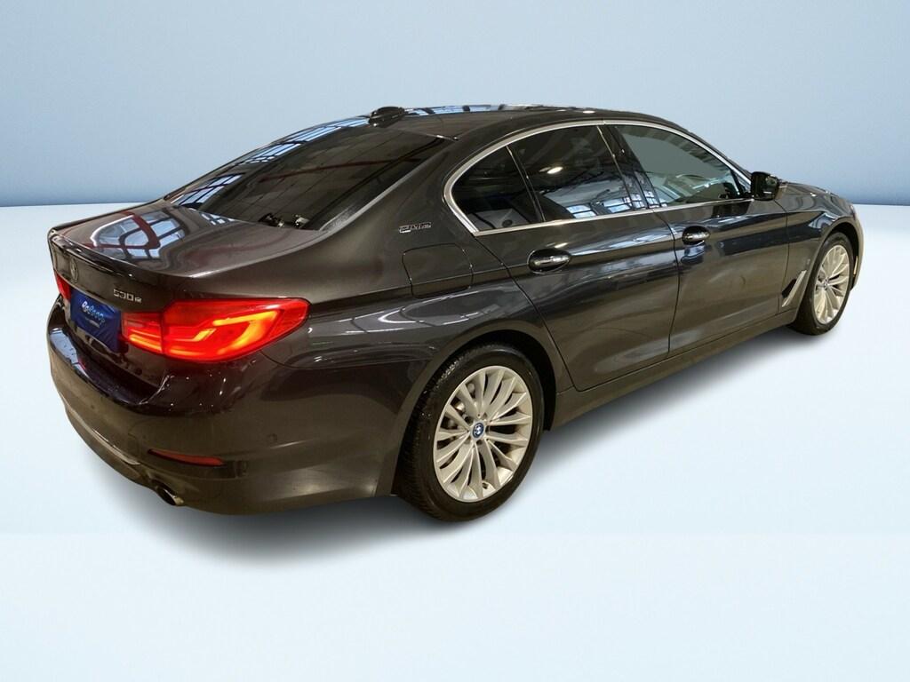 BMW Serie 5 530e Luxury auto