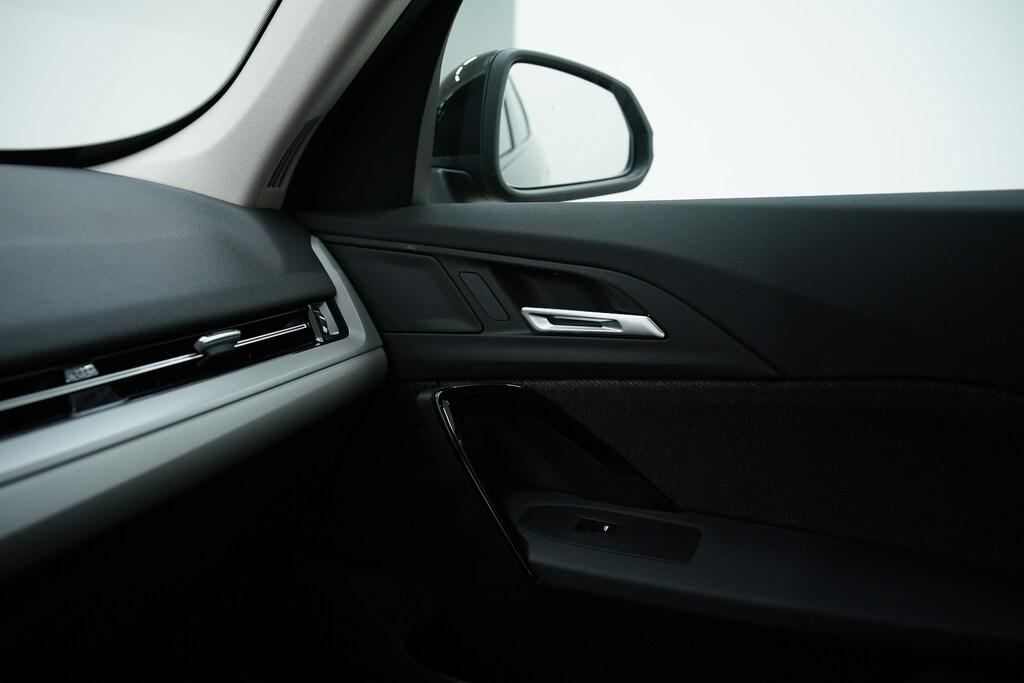 BMW X1 sdrive20i mhev 48V auto