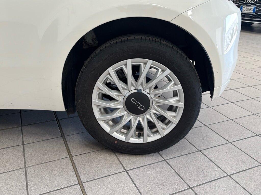 Fiat 500 1.0 hybrid Dolcevita 70cv