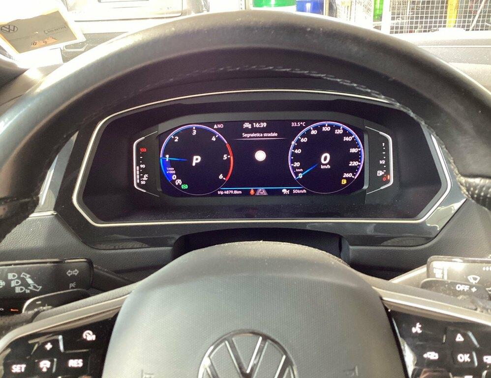 Volkswagen Tiguan 2.0 tdi scr R-Line 150cv dsg