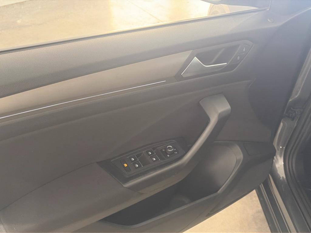 Volkswagen T-Roc 1.6 tdi Style