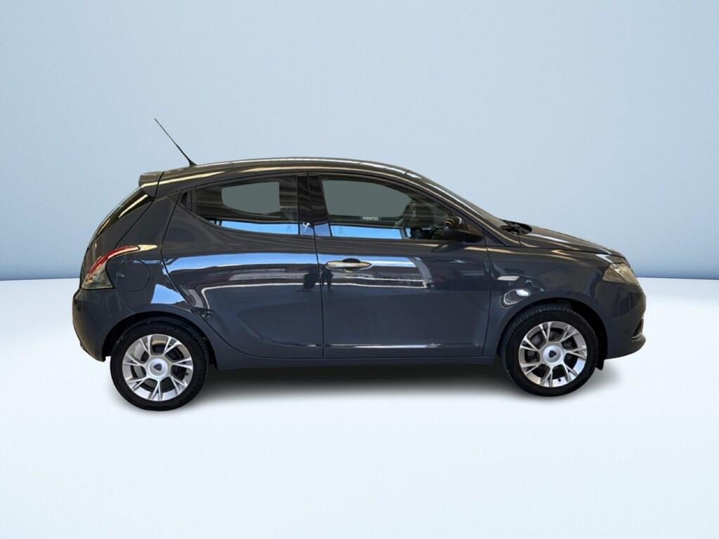Lancia Ypsilon 1.2 8v Gold s/CL 69cv E6