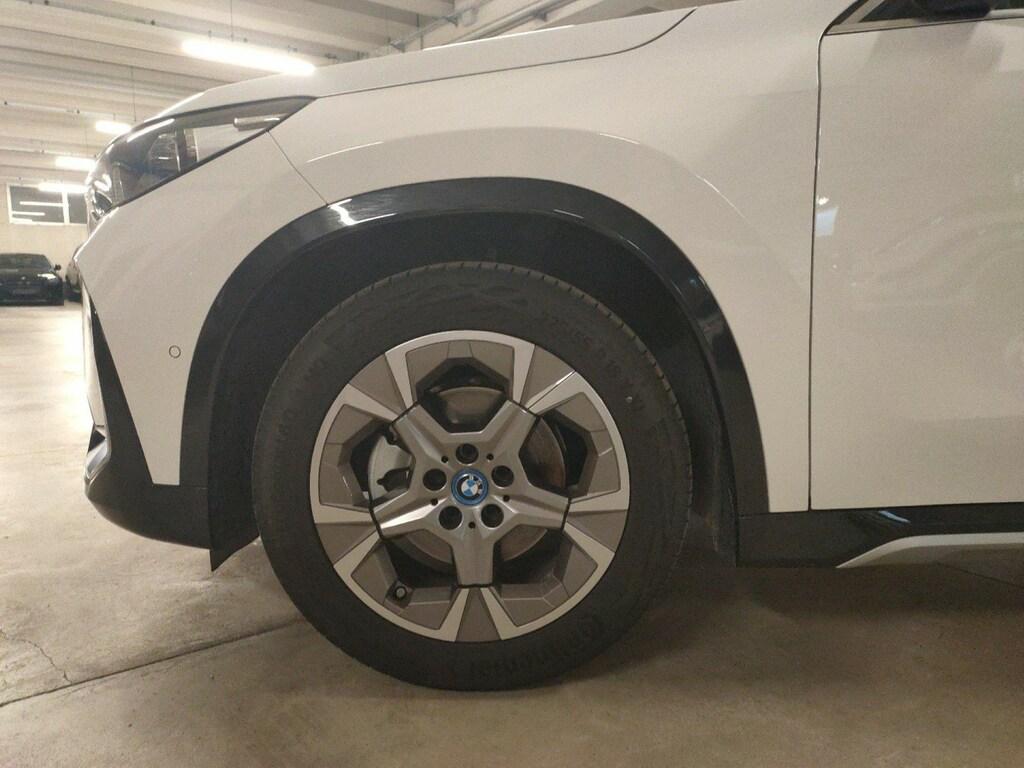 BMW iX1 edrive 20 X-Line
