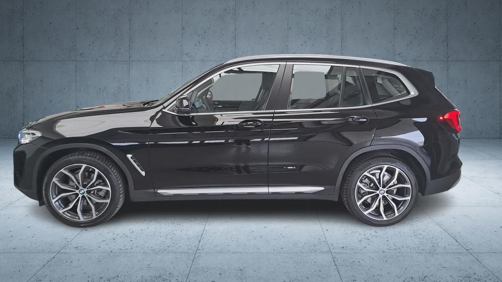 BMW X3 xdrive20d mhev 48V auto