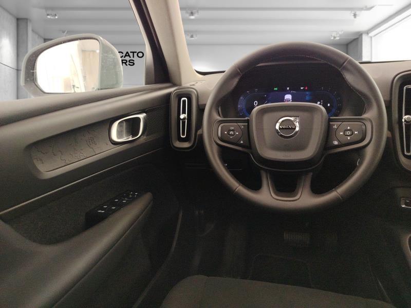Volvo XC40 2.0 b3 Essential auto