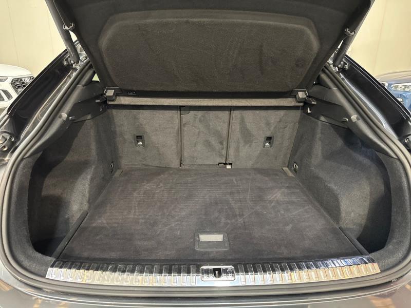 Audi Q3 Sportback 35 2.0 tdi S Line Edition s-tronic