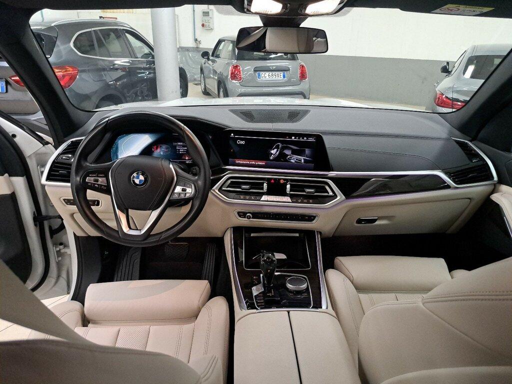 BMW X5 xdrive40d mhev 48V xLine auto