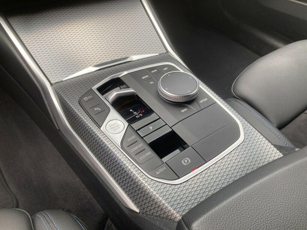 BMW Serie 3 318d Touring mhev 48V Msport auto